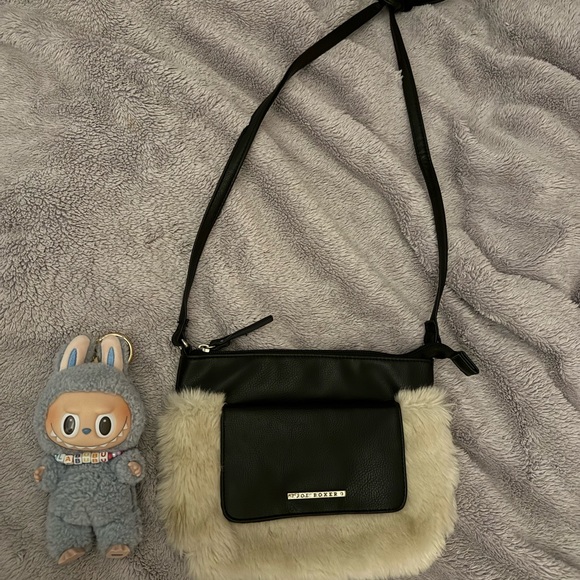 Joe Boxer Black and Cream Crossbody Bag - Picture 1 of 7